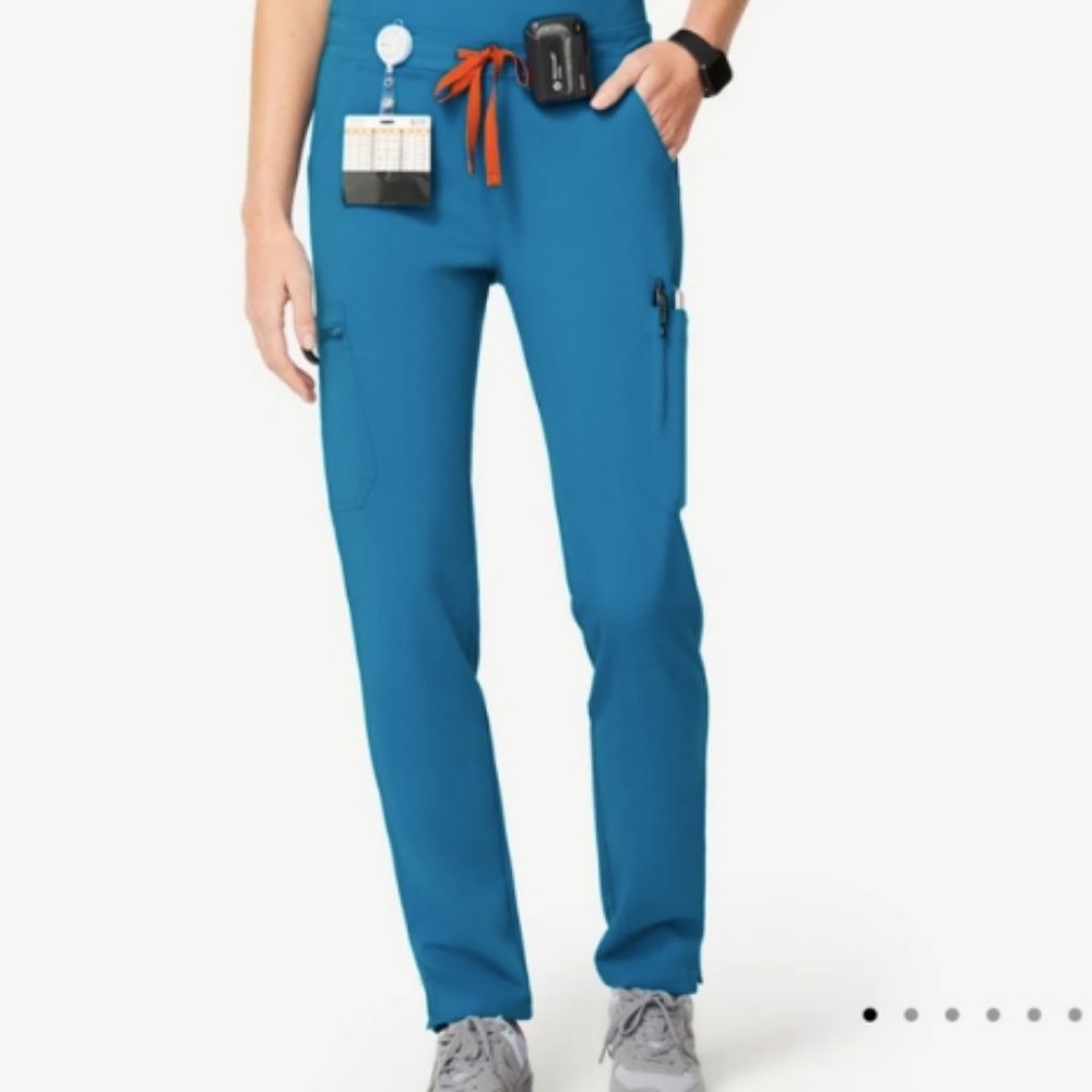 FIGS Yola Skinny Scrub Pant